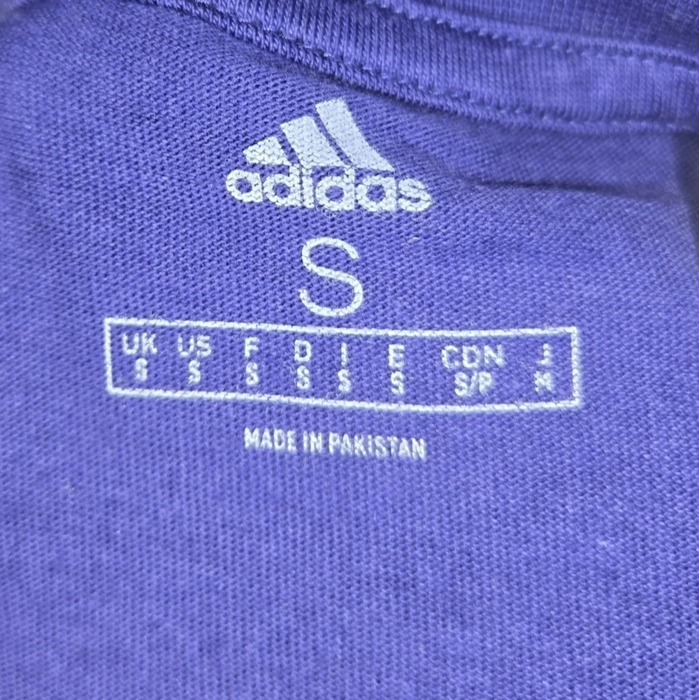 NWT Adidas Graphic Tee Women's Size Small